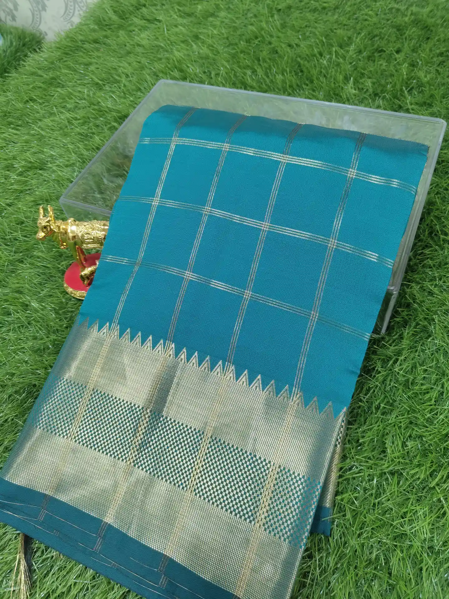 Check Katan Silks Banarasi